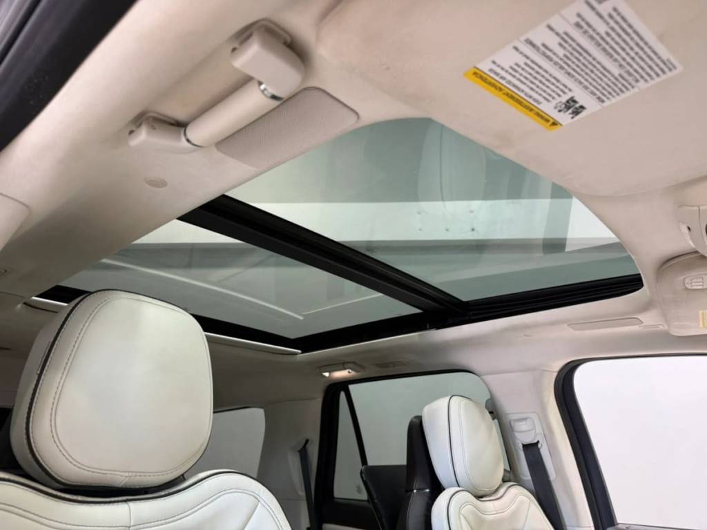 2023 Lincoln Navigator Image 32
