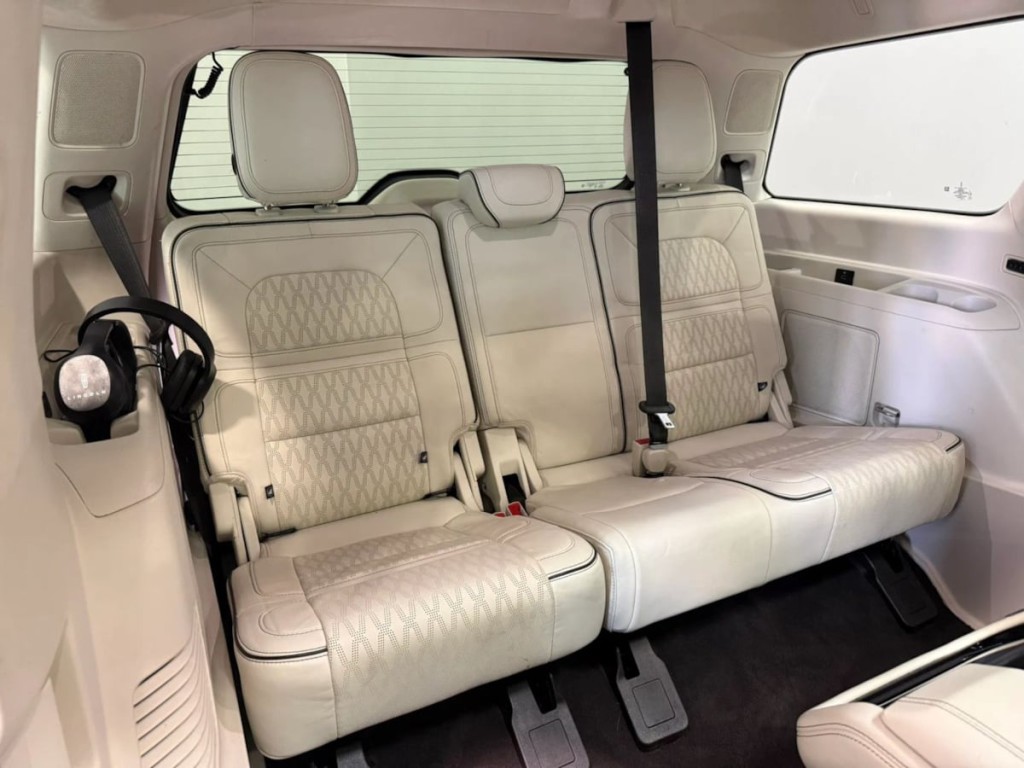 2023 Lincoln Navigator Image 35