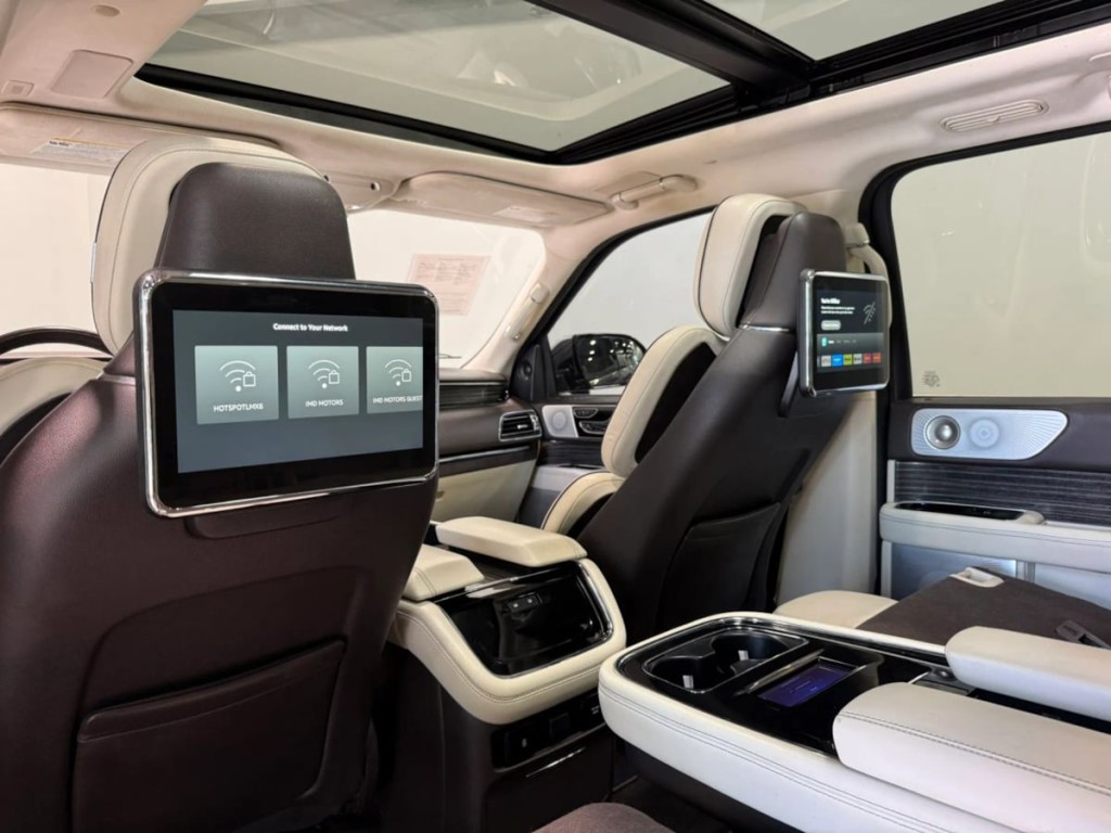 2023 Lincoln Navigator Image 36