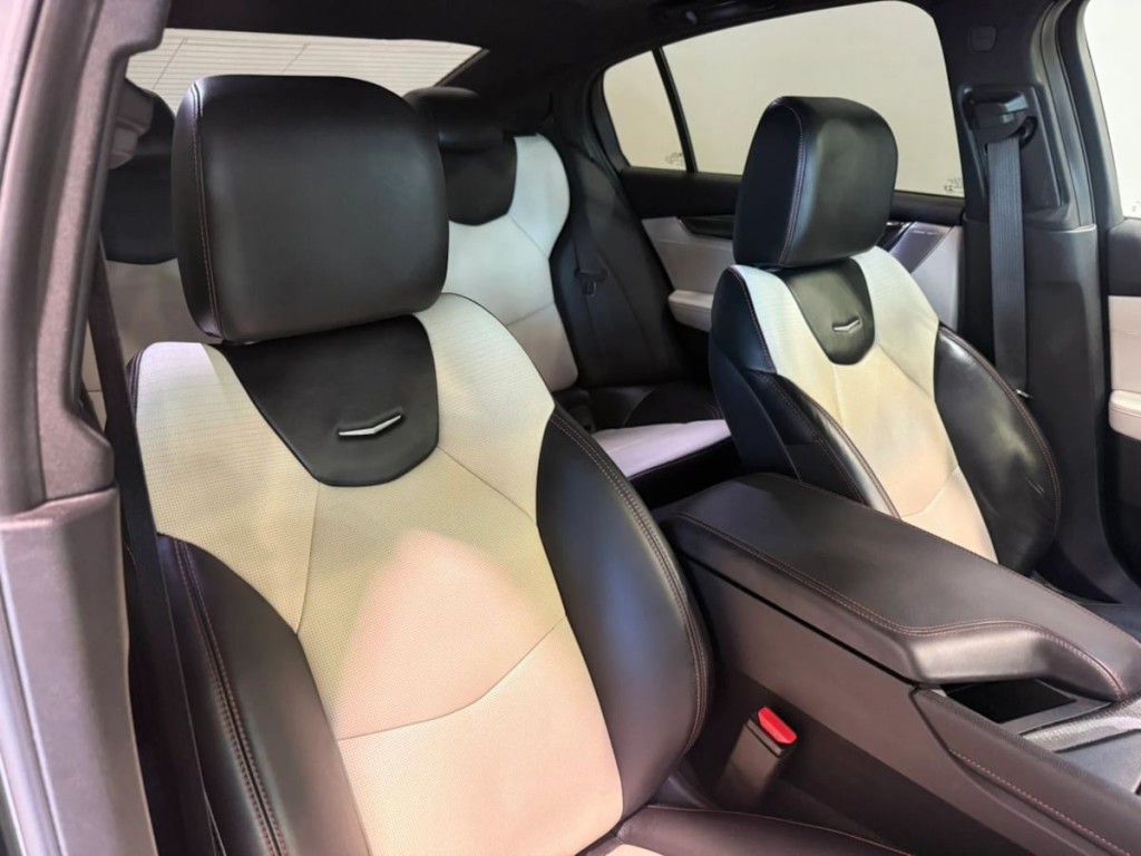 2021 Cadillac CT5 Image 32