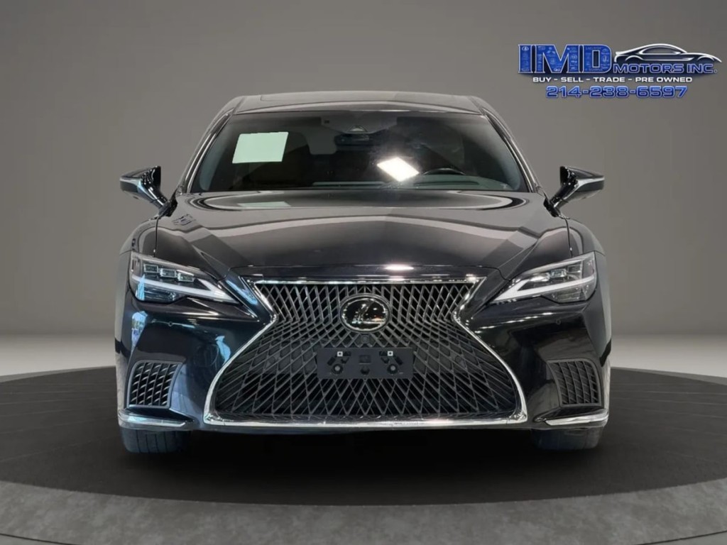 2021 Lexus LS Image 3