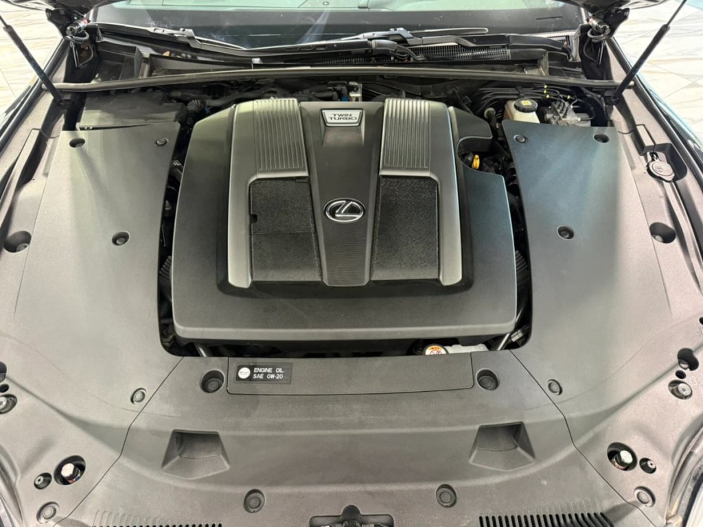 2021 Lexus LS Image 38