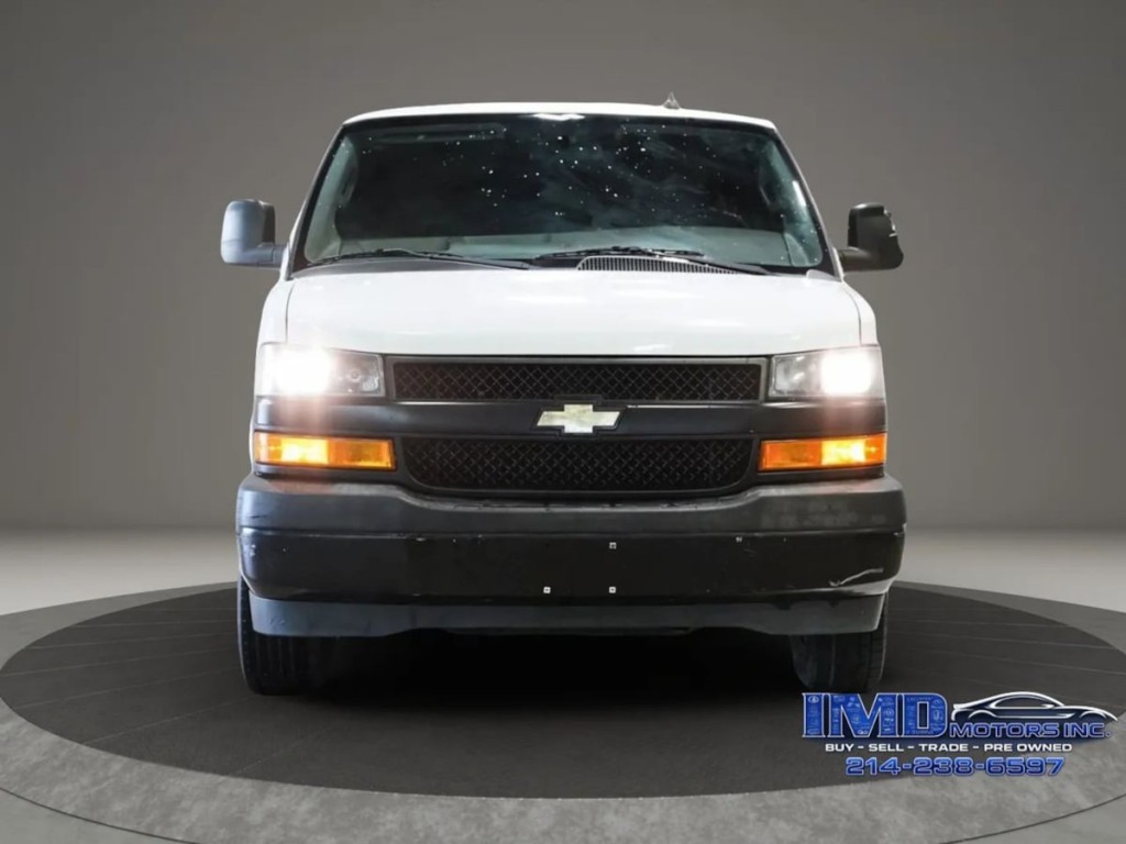 2020 Chevrolet Express Image 2