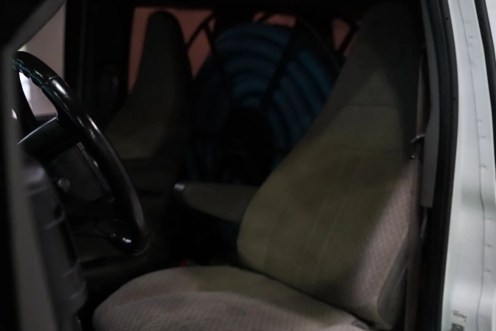 2020 Chevrolet Express Image 12