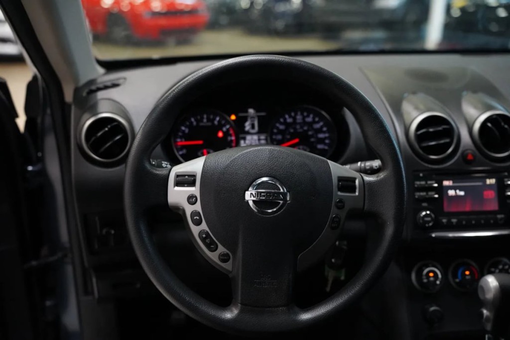 2015 Nissan Rogue Image 8