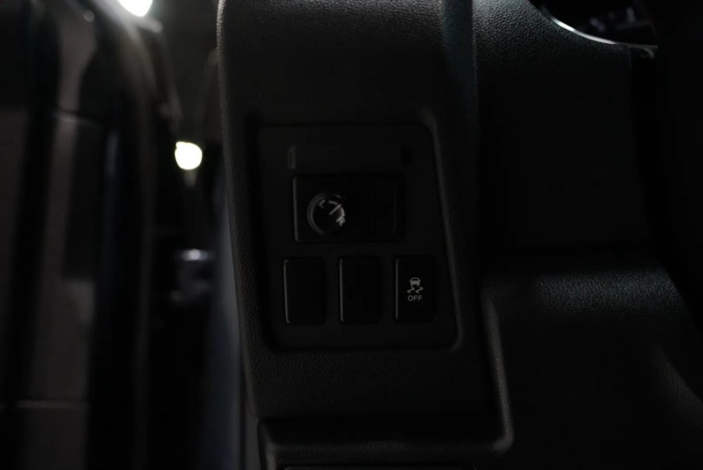 2015 Nissan Rogue Image 13