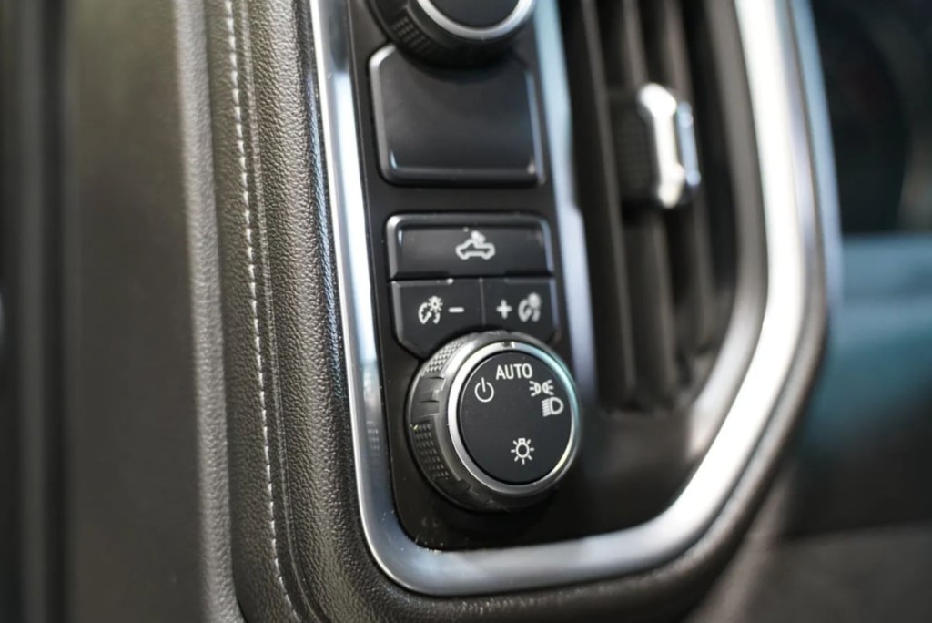 2020 Chevrolet Silverado 1500 Image 28