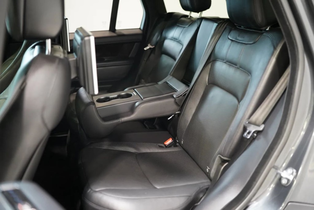 2018 Land Rover Range Rover Image 34