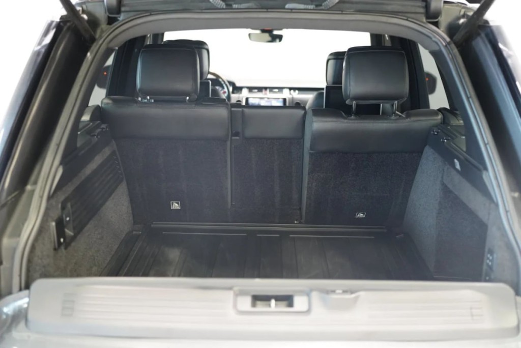 2018 Land Rover Range Rover Image 36