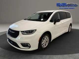 Image for 2024 Chrysler Pacifica Touring L ID: 7467376