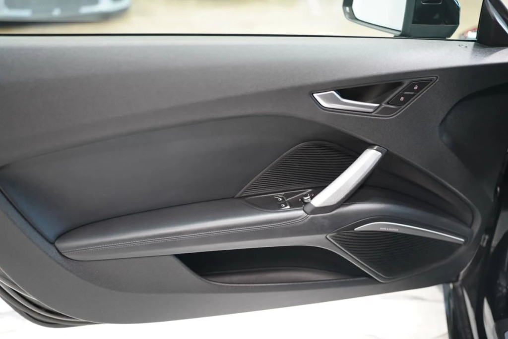 2016 Audi TT Image 11