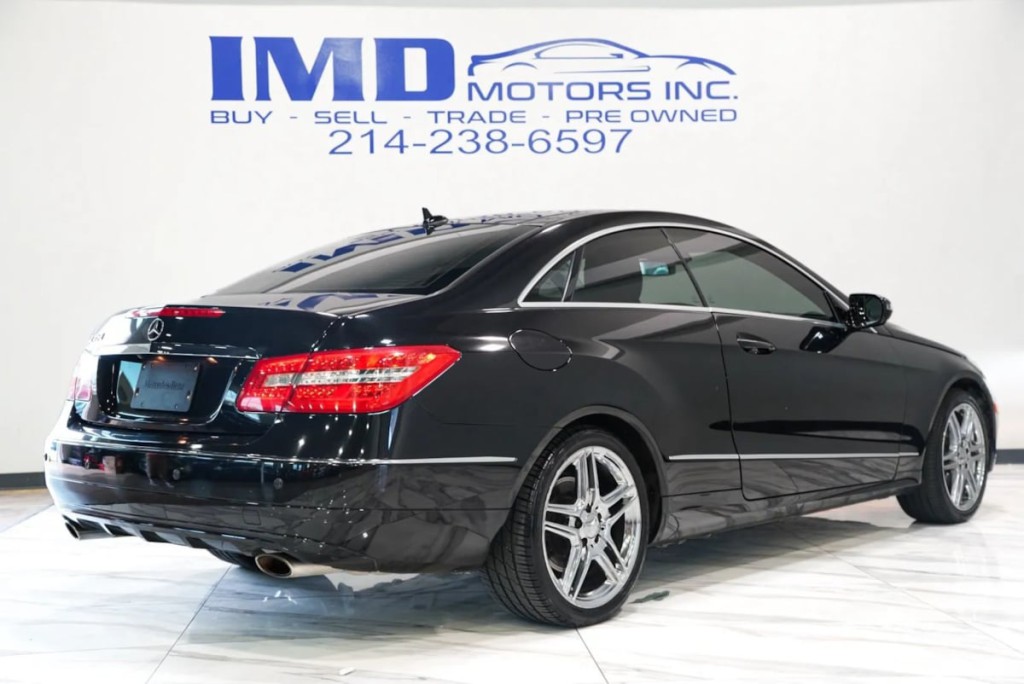 2010 Mercedes-Benz E-Class Image 7