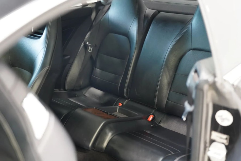 2010 Mercedes-Benz E-Class Image 15