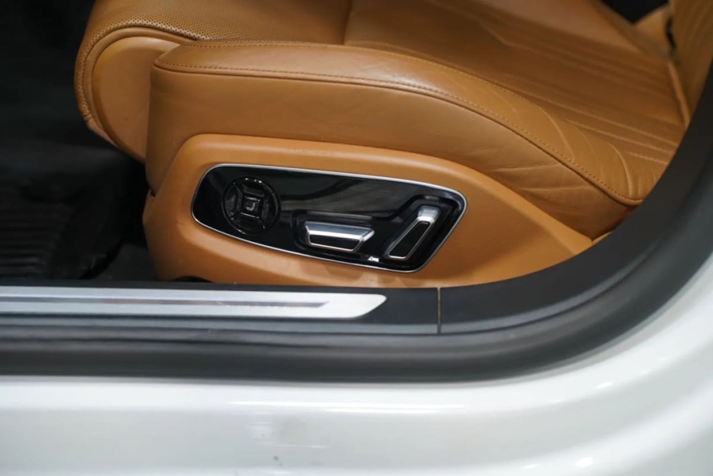 2019 Audi A8 Image 16