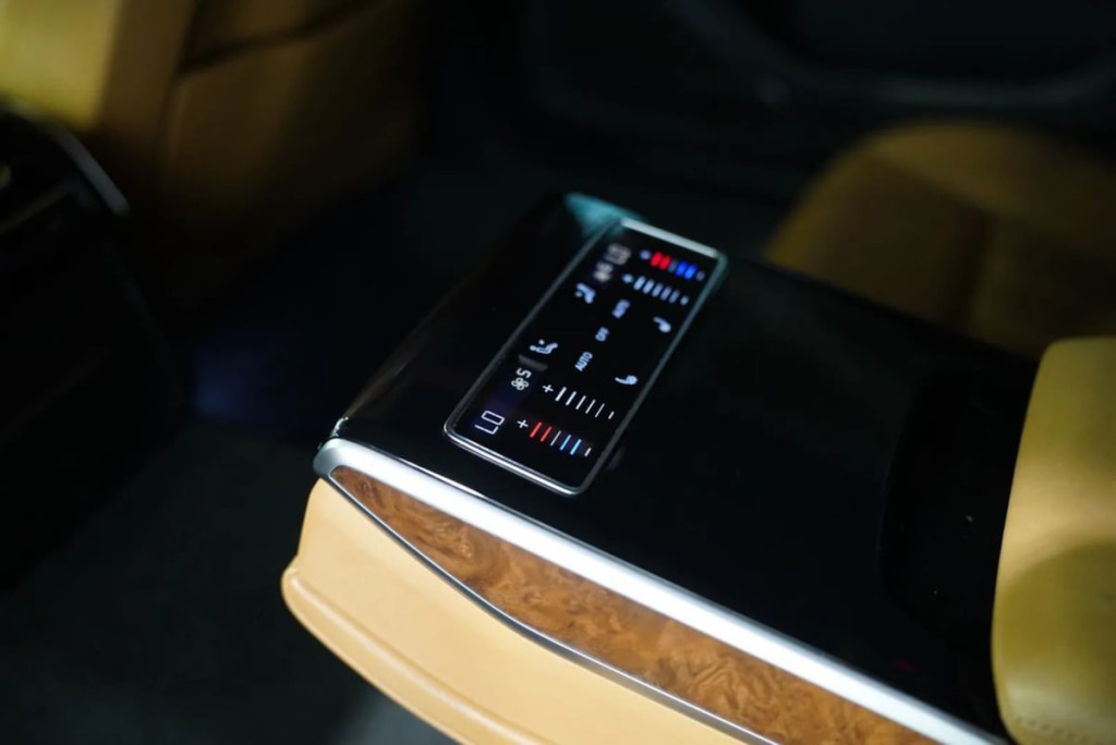 2019 Audi A8 Image 20
