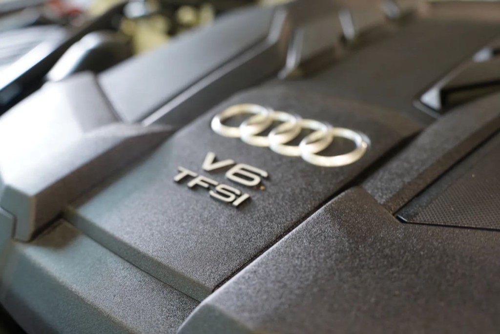 2019 Audi A8 Image 38