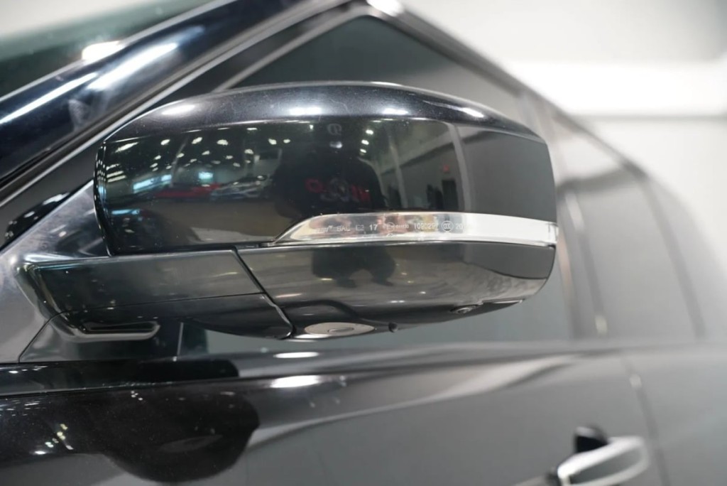 2021 Land Rover Range Rover Image 6