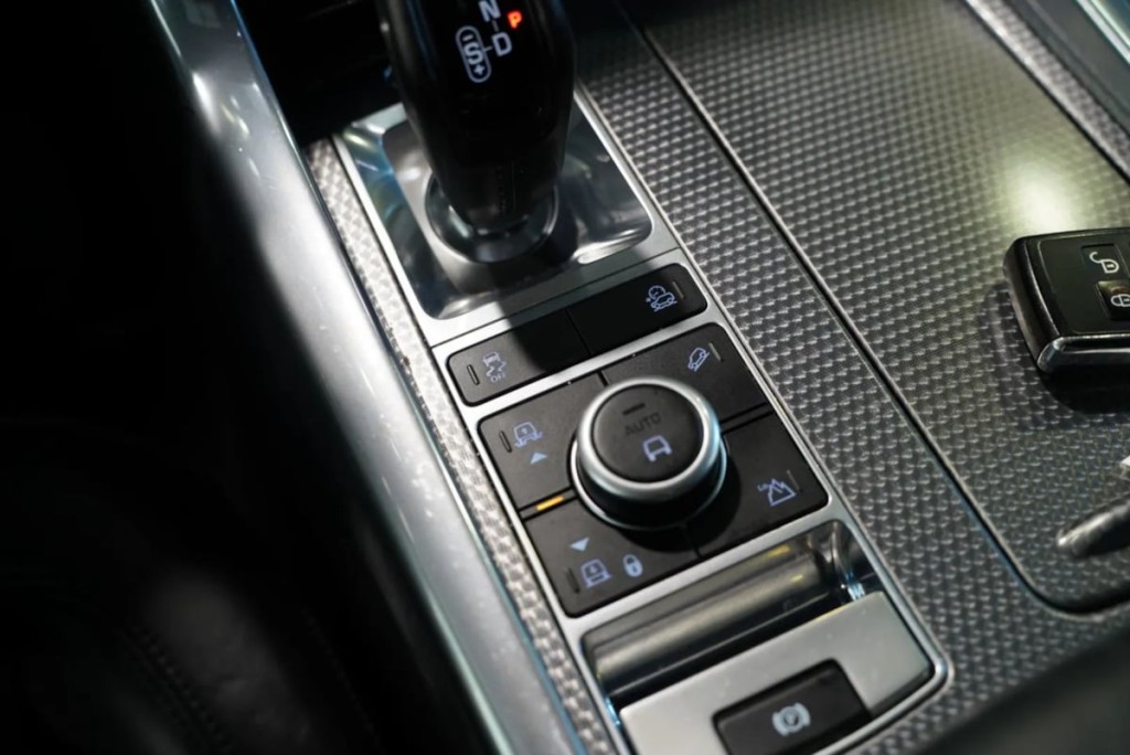 2020 Land Rover Range Rover Sport Image 27