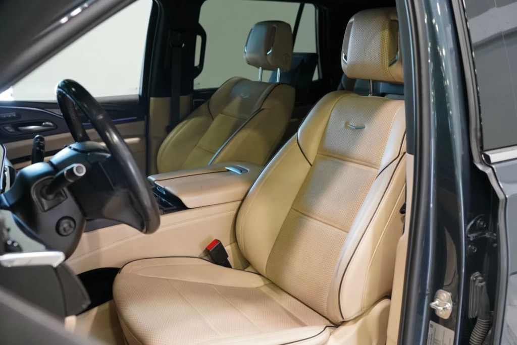 2021 Cadillac Escalade Image 25