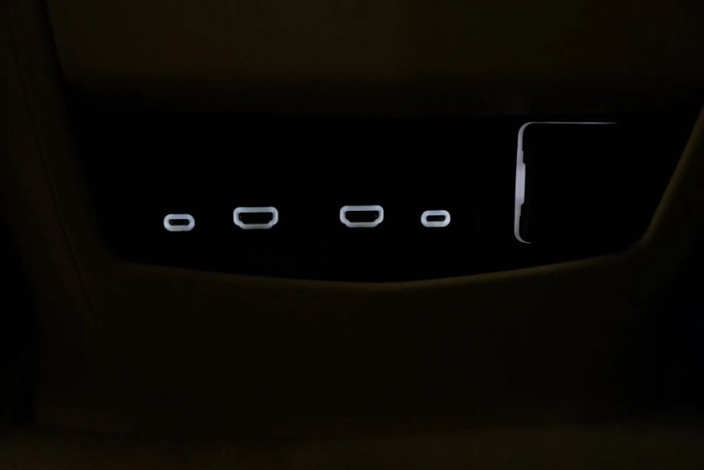 2021 Cadillac Escalade Image 33