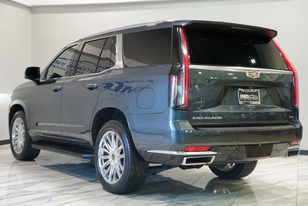 2021 Cadillac Escalade Image 4