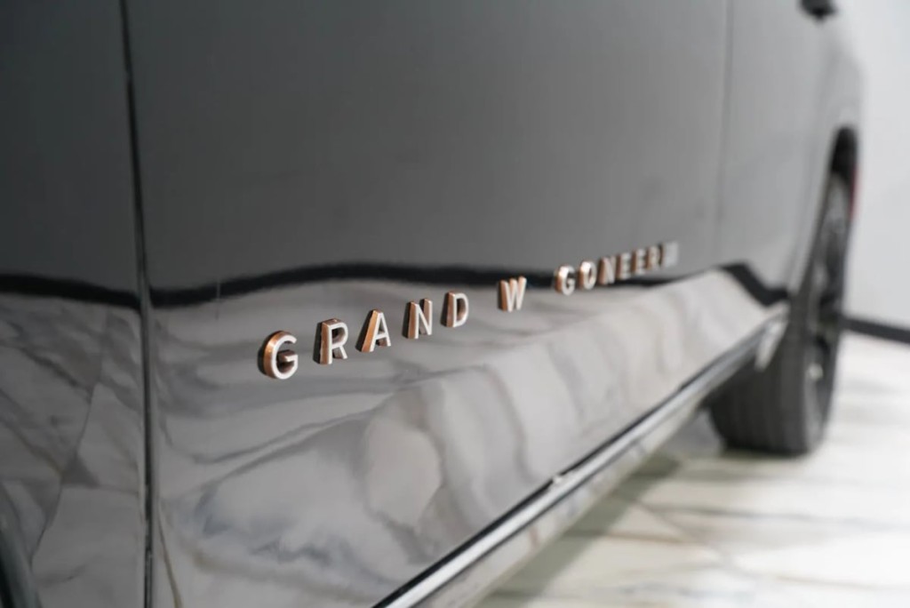 2022 Jeep Grand Cherokee Image 9