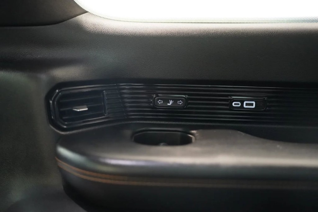 2022 Jeep Grand Cherokee Image 40