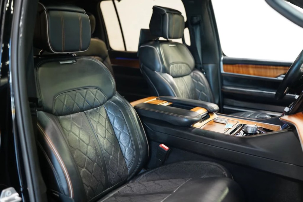 2022 Jeep Grand Cherokee Image 54