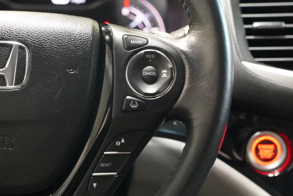 2017 Honda Pilot Image 21