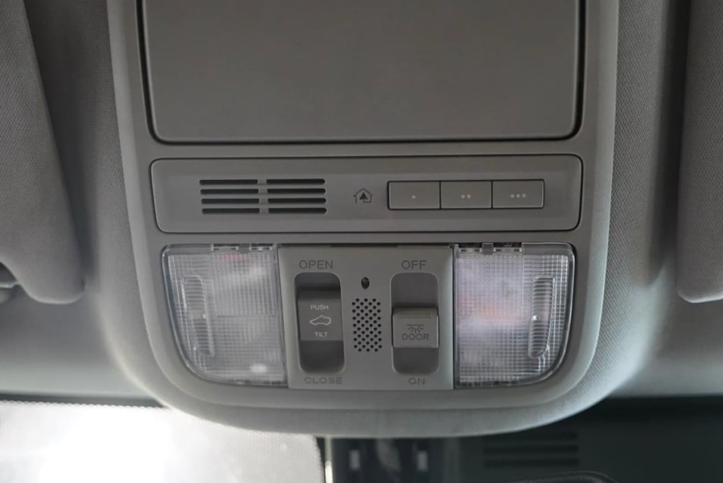 2017 Honda Pilot Image 27