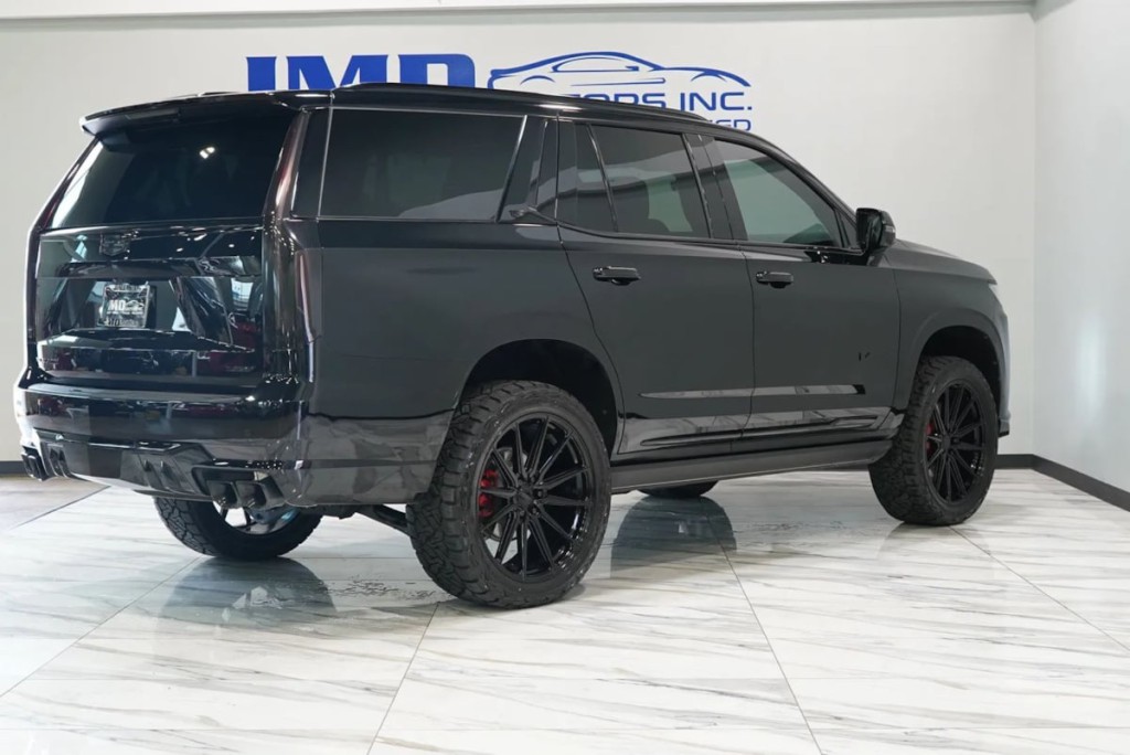 2023 Cadillac Escalade Image 15