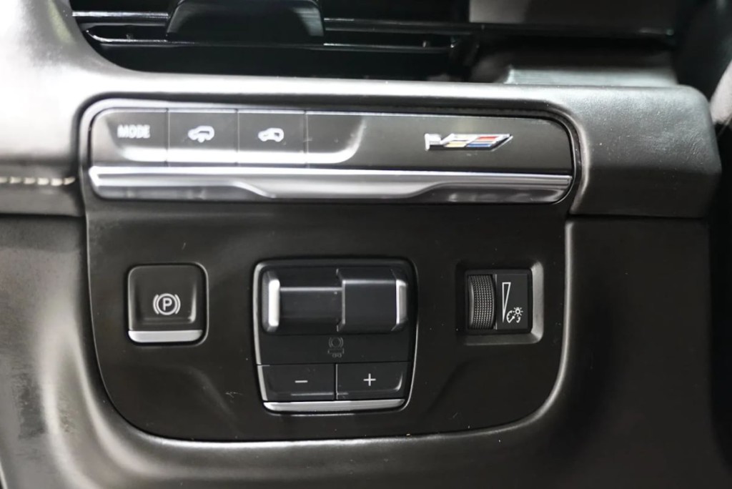 2023 Cadillac Escalade Image 21