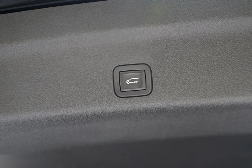 2023 Cadillac Escalade Image 67