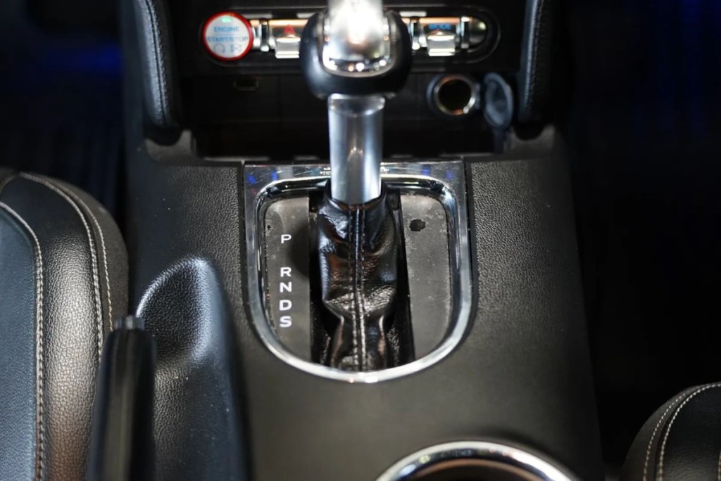 2015 Ford Mustang Image 30