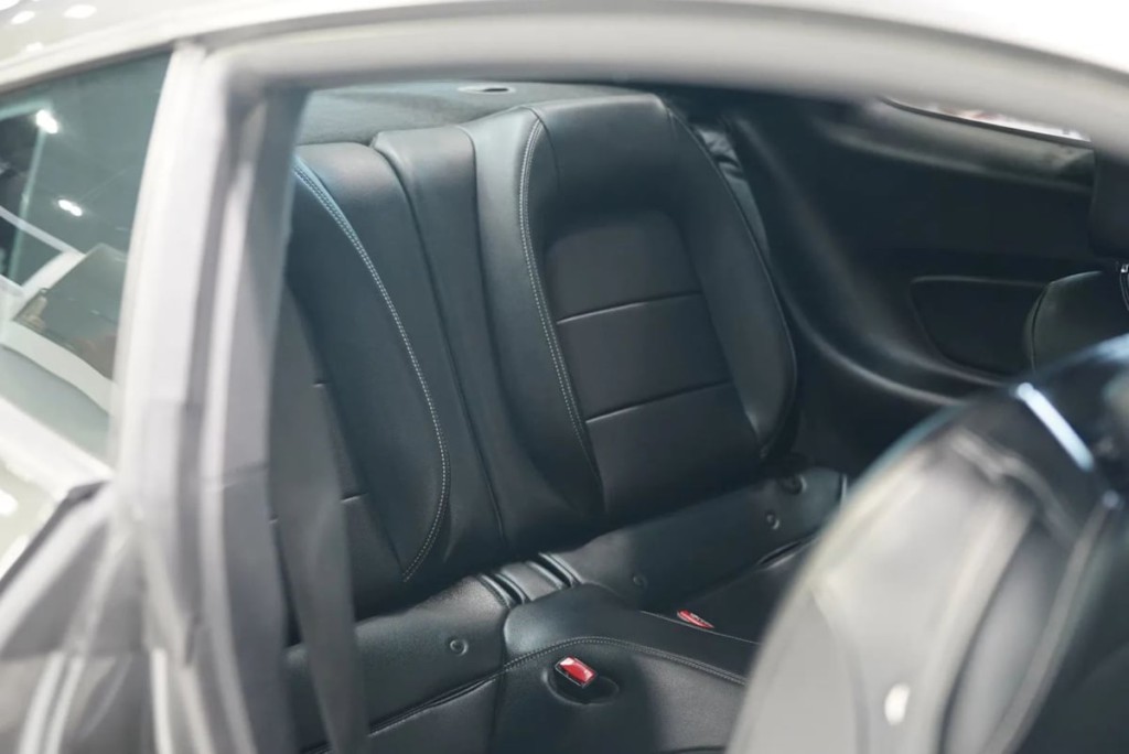 2015 Ford Mustang Image 39