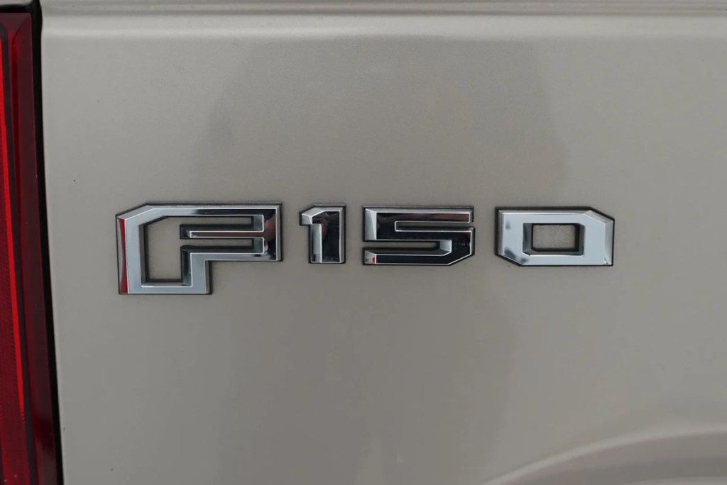 2017 Ford F-150 Image 17