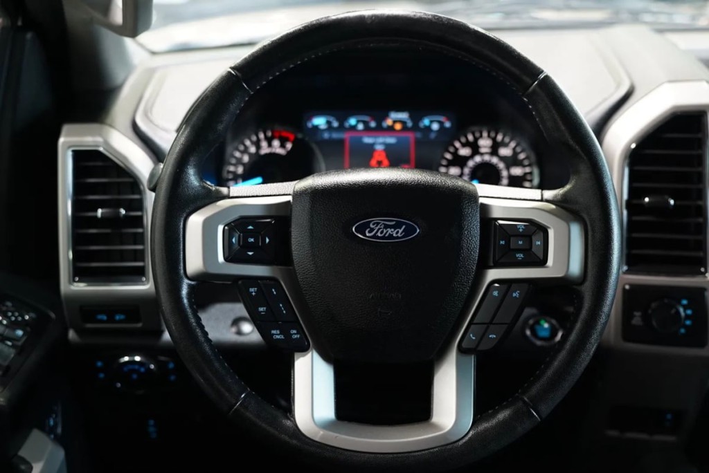 2017 Ford F-150 Image 31