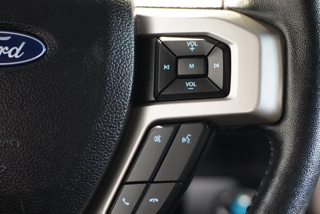 2017 Ford F-150 Image 33