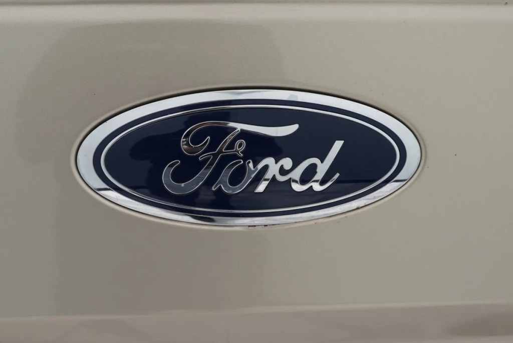 2017 Ford F-150 Image 64