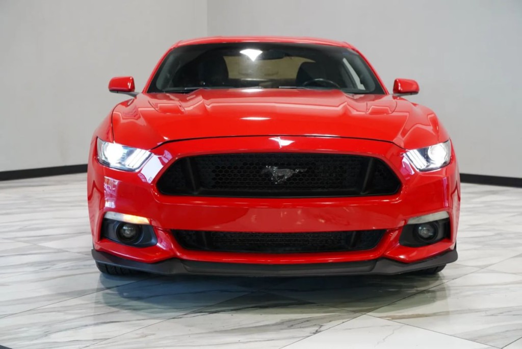 2015 Ford Mustang Image 2