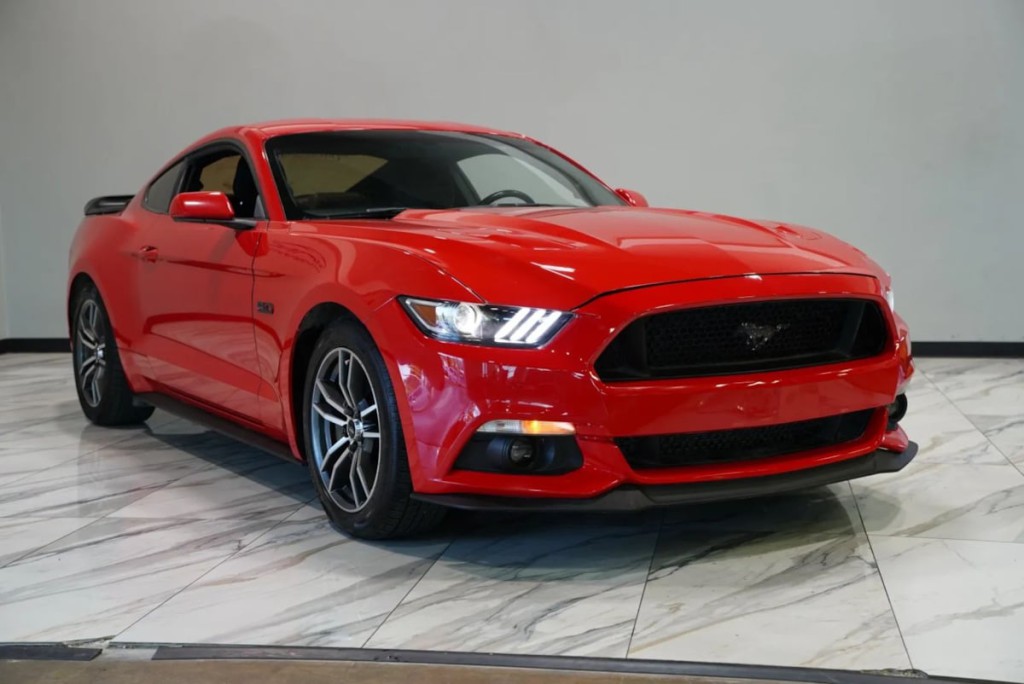2015 Ford Mustang Image 3