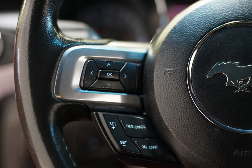 2015 Ford Mustang Image 17