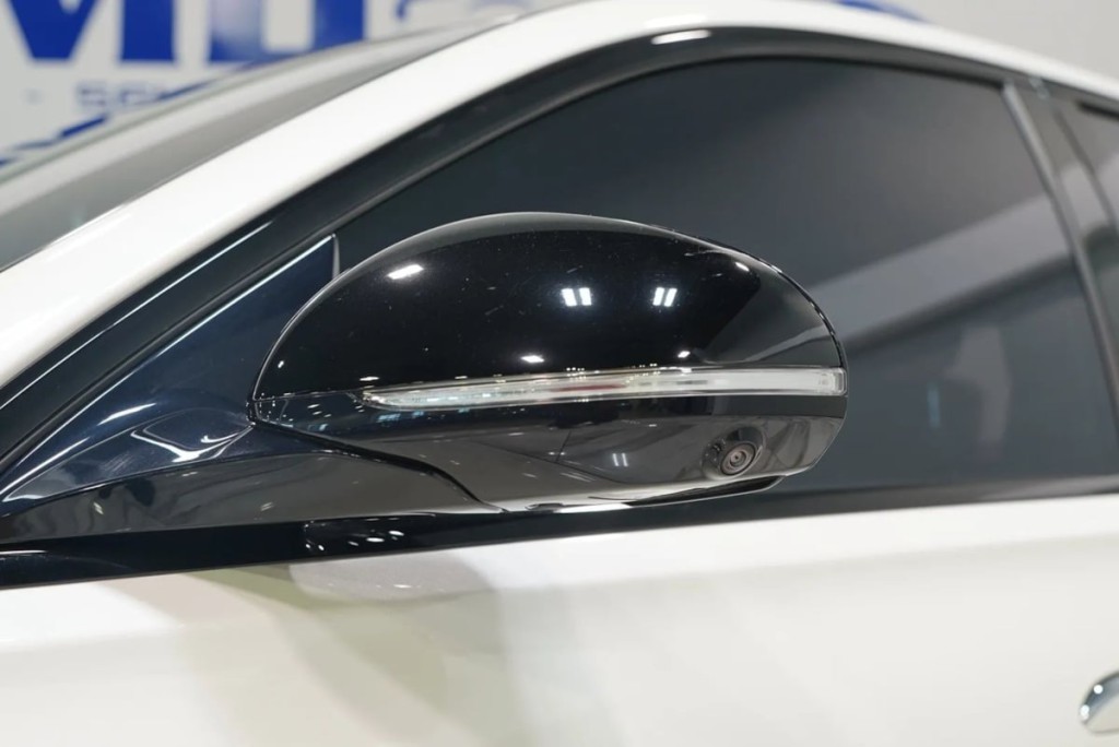 2023 Mercedes-Benz S-Class Image 9