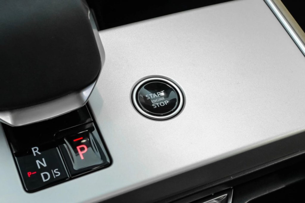 2024 Land Rover Range Rover Image 30