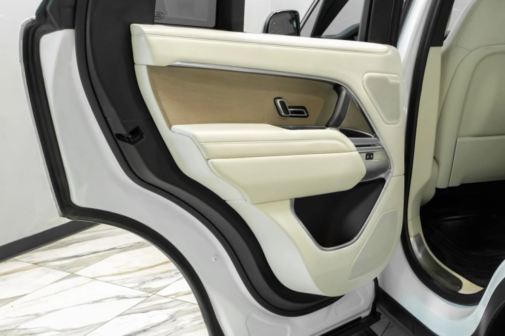 2024 Land Rover Range Rover Image 53