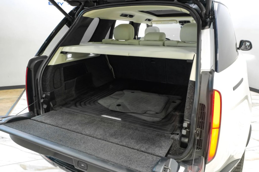 2024 Land Rover Range Rover Image 60