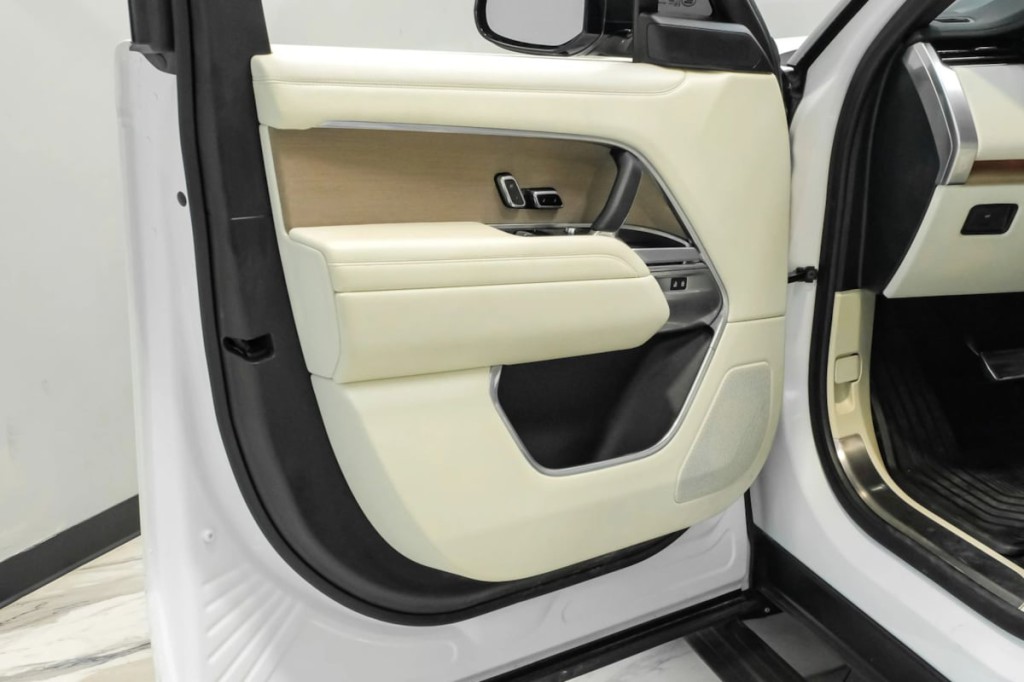 2024 Land Rover Range Rover Image 119
