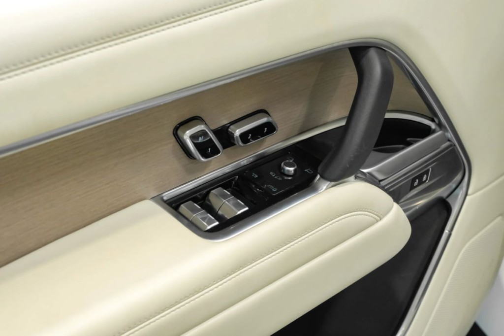 2024 Land Rover Range Rover Image 120