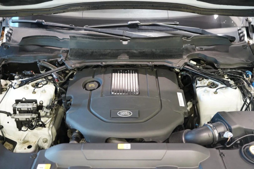 2021 Land Rover Range Rover Image 11