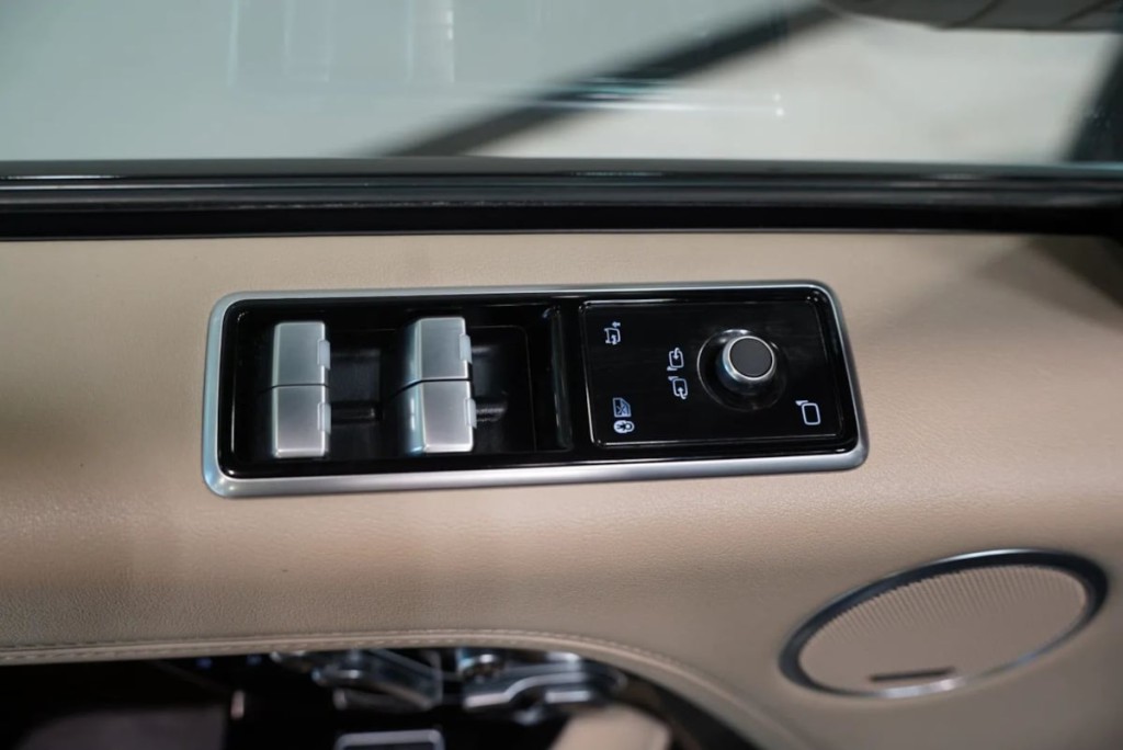 2021 Land Rover Range Rover Image 27